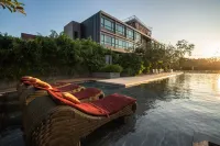 North Hill City Resort - Luxury