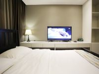 雅诗国际公寓(北京朝阳门店) - 精致舒适大床房
