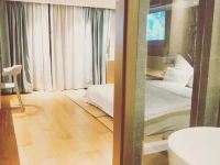 杭州悠悠酒店式公寓 - 阳台豪华日式浴缸房
