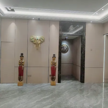 Binyang Thailand latex theme hotel