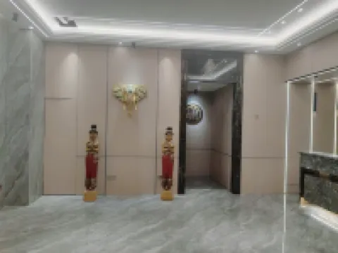 Binyang Thailand latex theme hotel
