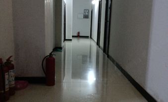 Qinzhou Jinzuan Hotel