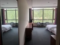 Yan'an Dawu Xiaozhan Deshenglou Cave Hotel