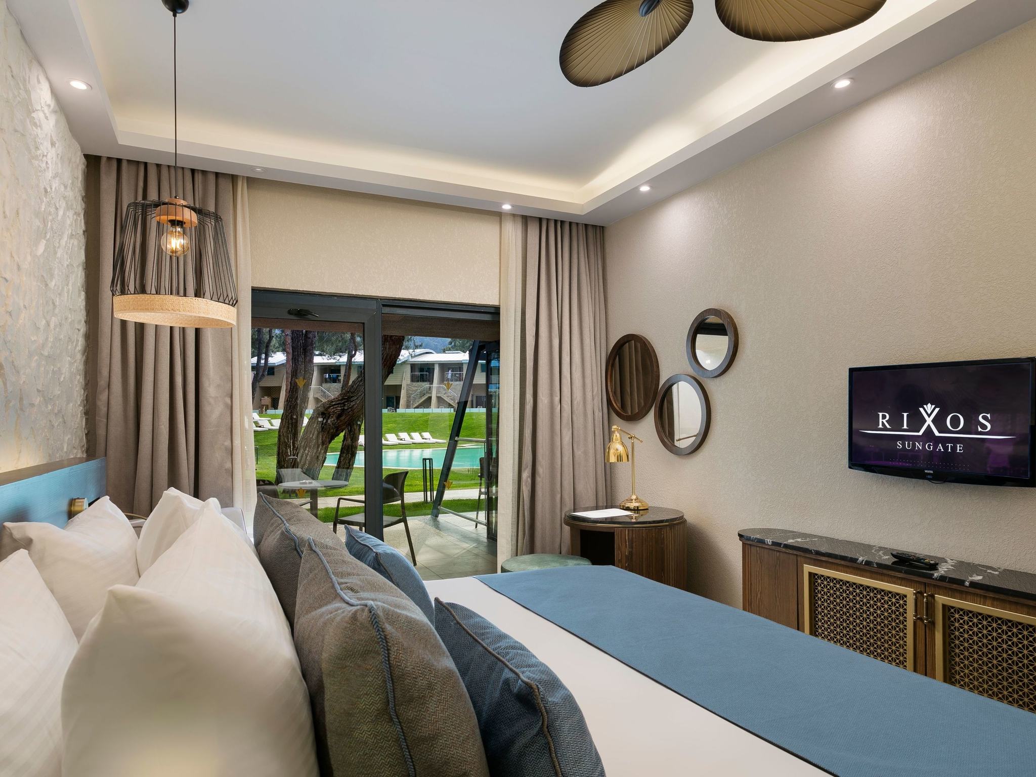 Rixos Sungate