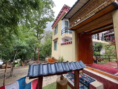 DINGQINGKANGZHU Hotls Отели рядом с достопримечательностью «Wunongding Viewing Platform»