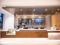 漢庭優佳飯店（新蔡店） - 停車場