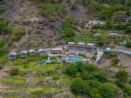 虎跳峽丫叉角マナーハウス