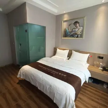 Rising Sun Hotel (Harbin Acheng Impression City) Отели рядом с достопримечательностью «Jintaizu Mausoleum»