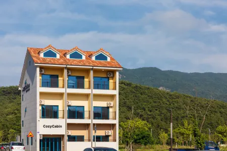 Buan Cozy Cabin Pension Отели в г. Пуан