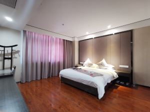 Chizhou Yinxing Business Hotel