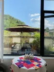 Huajianyi Boutique Hostel