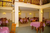 Tropic Gardens Hotel - breakfast