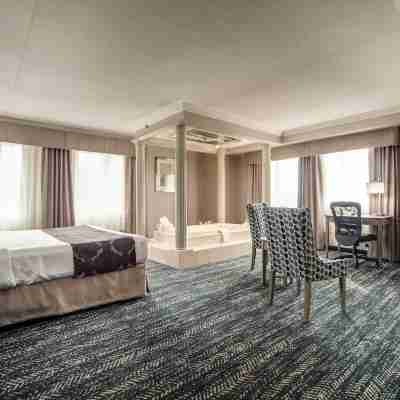 Monte Carlo Inn Brampton Rooms