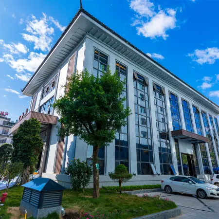 Fuqiang Grand Hotel