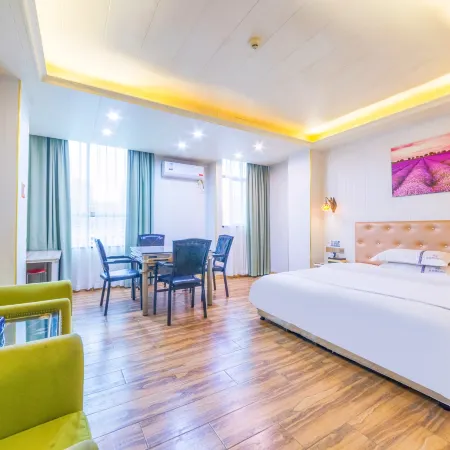 Jianju Boutique Apartment (Heyuan Foundation Shopping Mall Walmart Plaza)