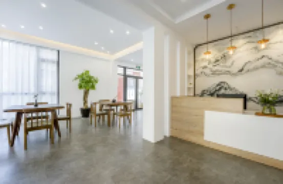 Qiying·Shengsi and Sea Adjacent Designer Homestay (Jihu Beach Store)