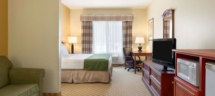 Country Inn & Suites by Radisson, Council Bluffs, IA Hotels in Pottawattamie County