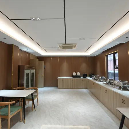 Super 8 Select  Hotel (Guangzhou Jiangnanxi Metro Station)