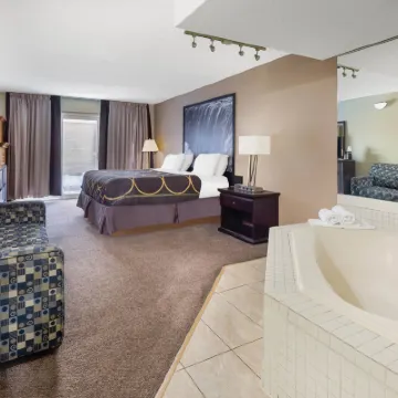 Super 8 by Wyndham Niagara Falls by the Falls Hotels near Botanical Gardens