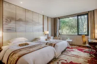 Tianzhan Hot Spring Resort Hotel di Lu County