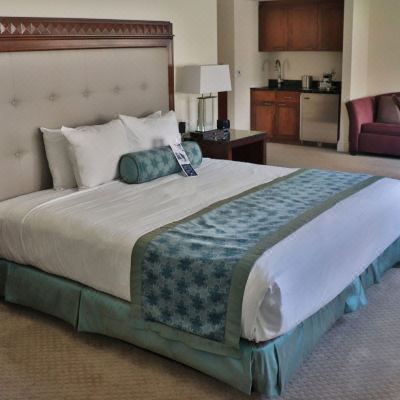 Accessible Langdon Loft King Room The Edgewater Promo Code