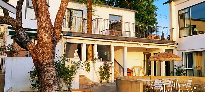 Donghu Xiangju Guest House Отели в г. Ухань