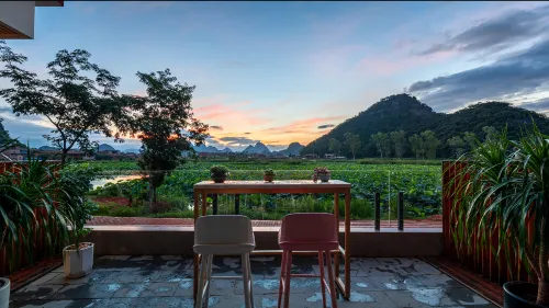 Yisu Yunzhi Boutique Lake View Hotel - Parkplatz