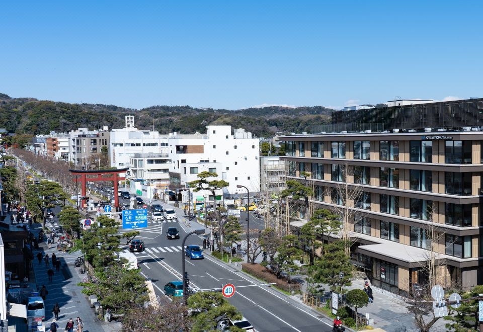 3. 호텔 메트로폴리..