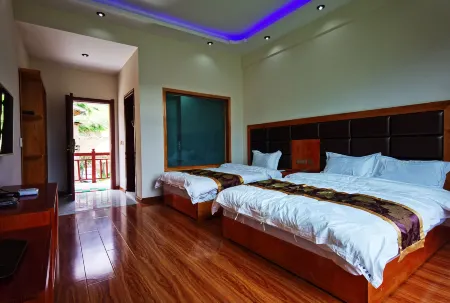 Star View Hotel (Zagana Scenic Area Branch) Отели в г. Диебу