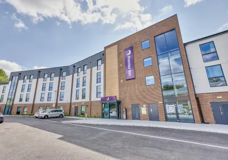 Premier Inn Rickmansworth Отели в г. Чандлерс Кросс