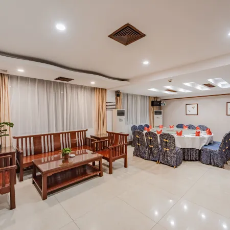 Xiji Panhaijing Holiday Apartment (Shanwei Poly Jinluwan Branch)