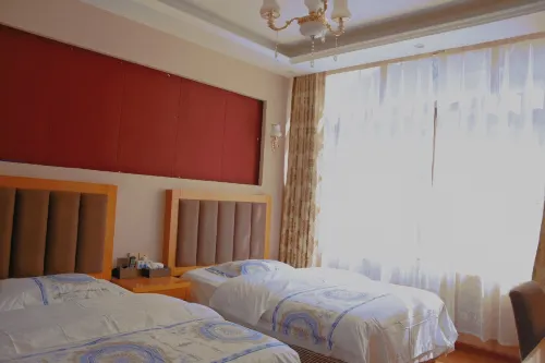 Xinlong Jinqiu Color Hotel