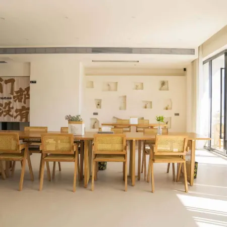 Wawu Mountain Yuanjian Homestay (Yanuhu Branch)