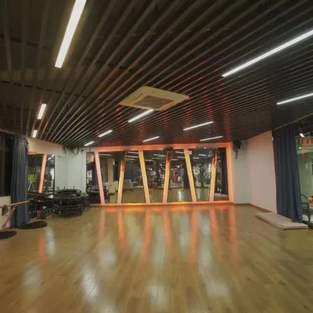 Green E-sports Hotel (Shanghai Fengxian Xiaotang Subway Station)