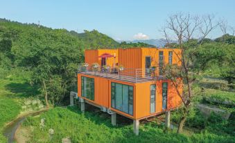 Tengyun Xiandailüyougenjudi Homestay (Zhalaiwanzhan Station)