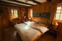 Mountain Lodges of Nepal - Phakding Hotels in Solukhumbu