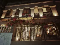 Kulangsu Cover is Flower Homestay (Sunlight Rock Gangzaihou Beach) Hotels near Riguang Mountain