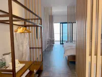 Yunzhu Lake Holiday Inn