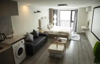 Yunmo Luxury Movie Hotel (Haiyan Wuyue Plaza)