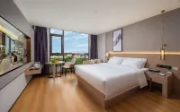 Lavande Hotel (Jin Kongque Street, Mang City)