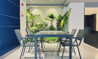 Dayin · Serene Garden Hotel (Shanghai Jing'an Joy City Suzhou Creek)