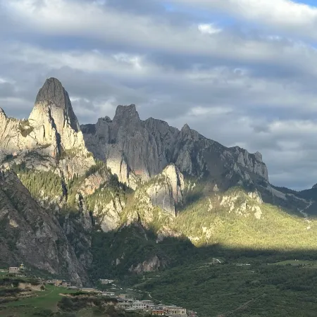 Dongning Gabu Farmhouse