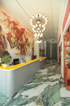 Weining Fengzhu Liunian Resort Hotel