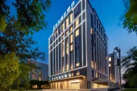 Elong R.YUN Hotel (Wuhu Fantasy Kingdom Jiuzi Ancient Town) Hotel di Wuhu