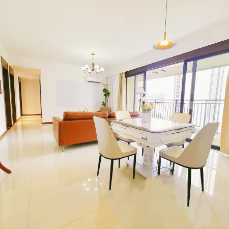 You Cinema-style Homestay (Wuyue Plaza Store)