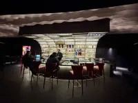 QI hotel - bar