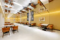 Yun Shao Fu Hotel (Luoyang Longmen Station University Town)