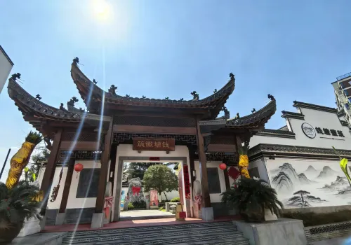 錢塘徽築民宿（屯溪黎陽水街店） - 私人泳池