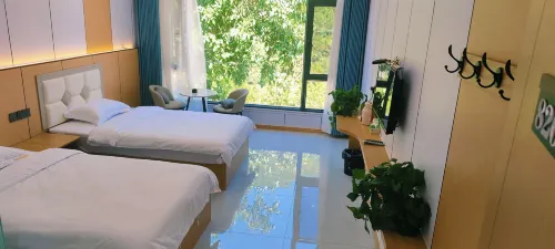 Eman Yunshui Mountain Residence Homestay (Guan'e Valley Grand Scenic Area) - 2-Star