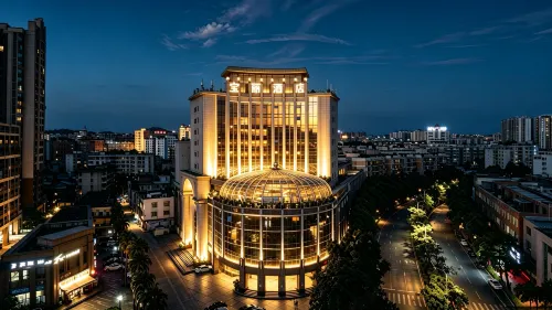 Baoli Hotel (Yangjiang Baili Plaza Branch) - Airport Shuttle